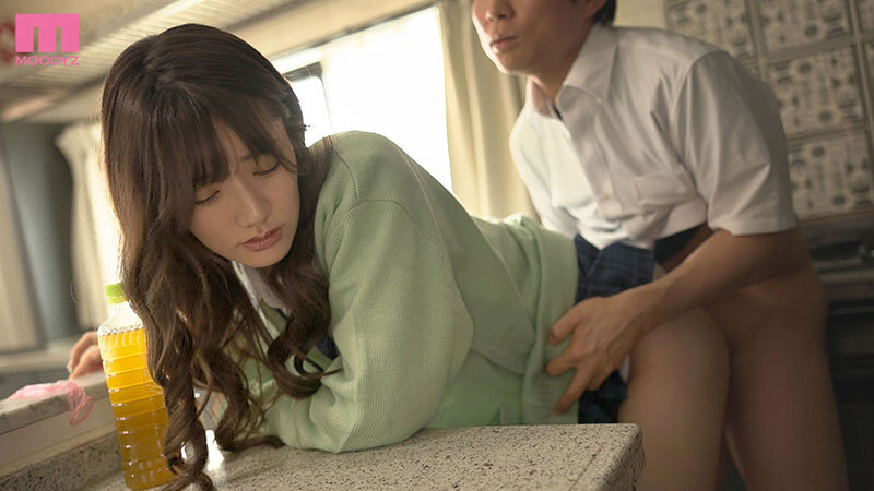 Xóc lọ cho em hàng xóm xem và cái kết được đụ em free